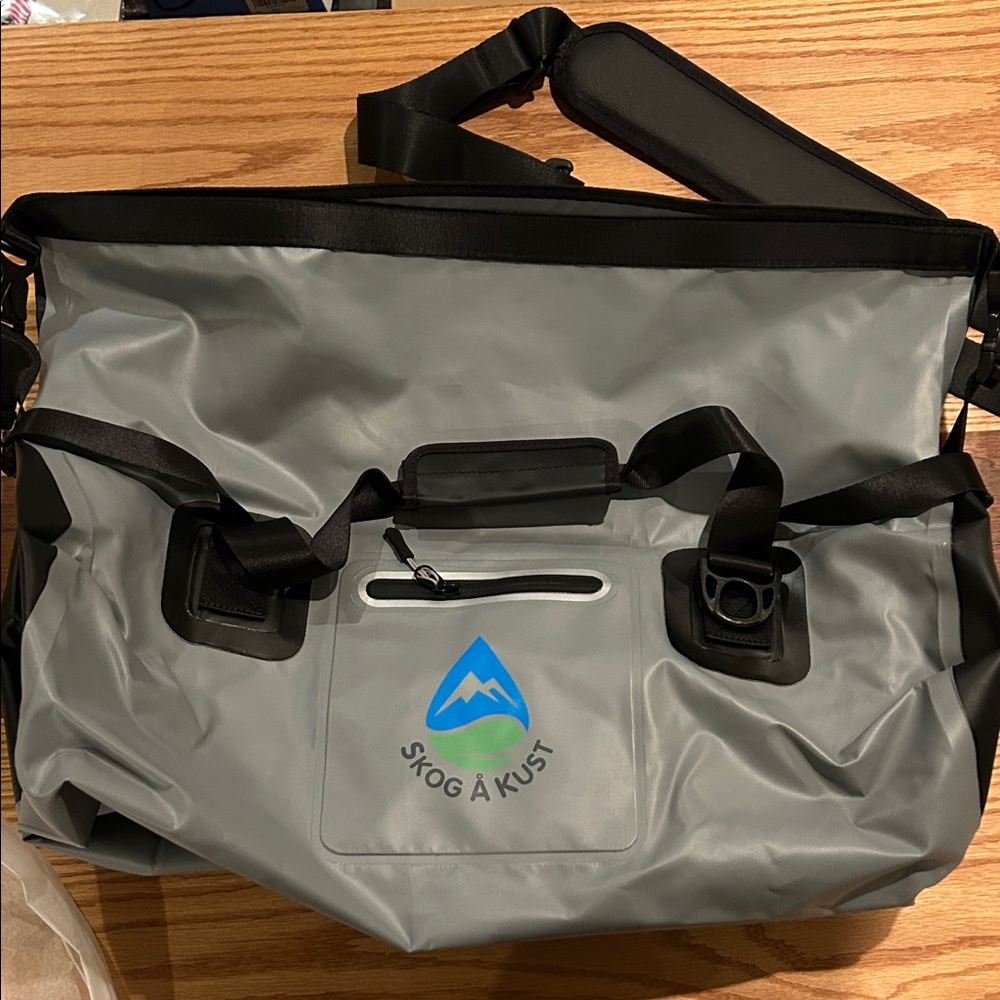 Skog A Kust Gray Waterproof Duffel Bag. 40L capacity